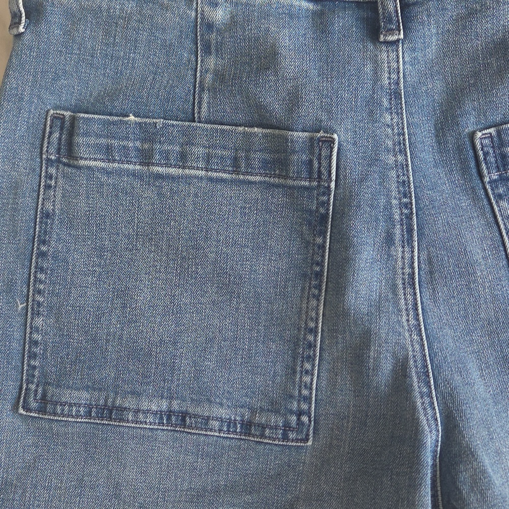 J Crew Blue Utility Denim Button Fly Light Wash Mid-length Shorts sz 30 Like New - Picture 8 of 8